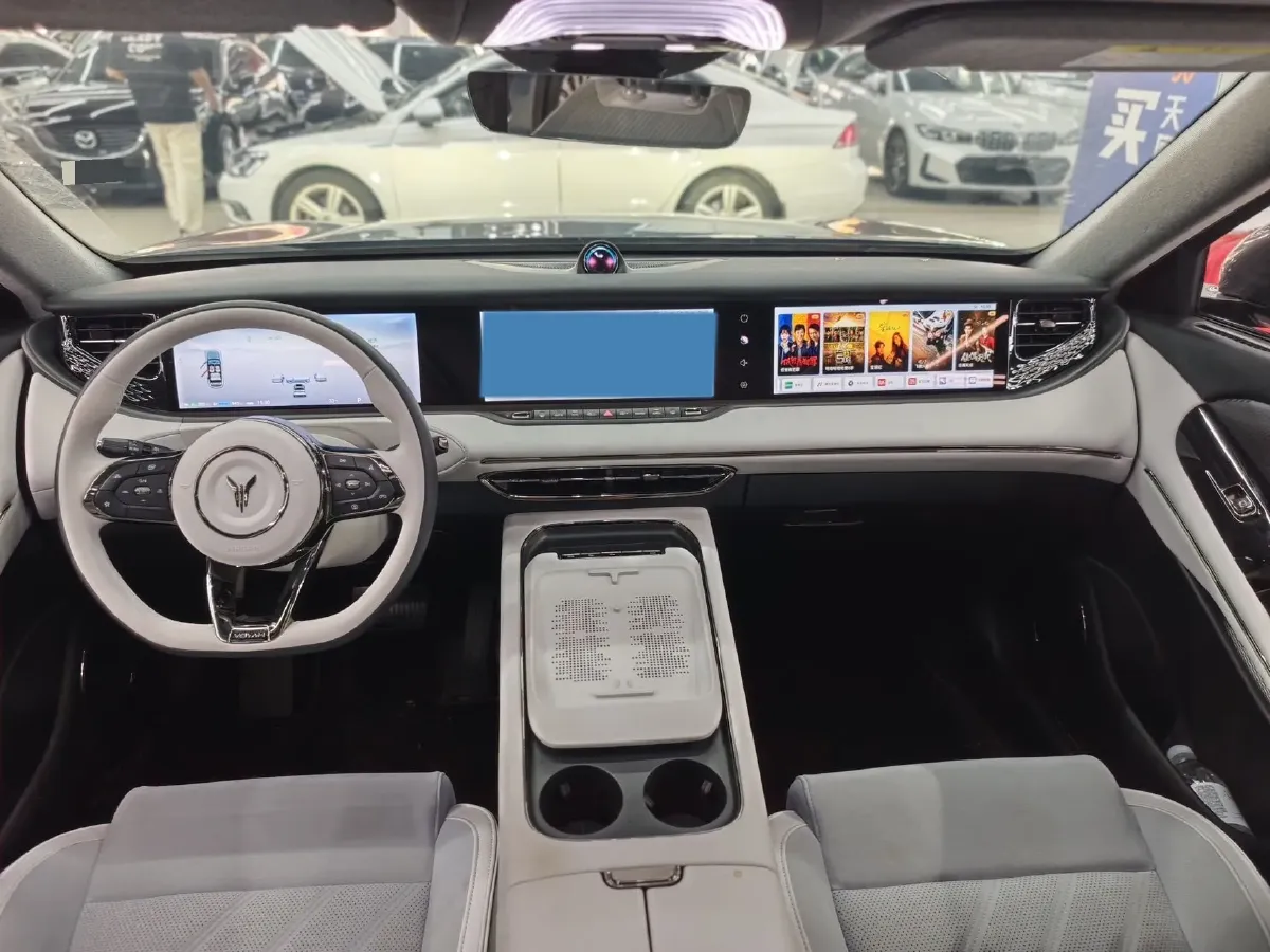 2025 Voyah FREE 1.5T 150HP L4 REEV 43KWH,autocango,china used car exporter,china ev exporter,chinese used car exporter,chinese used ev exporter