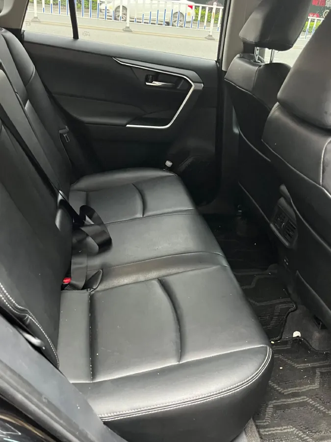2023 Toyota RAV4 2.0L 171HP L4 CVT,autocango,china used car exporter,china ev exporter,chinese used car exporter,chinese used ev exporter