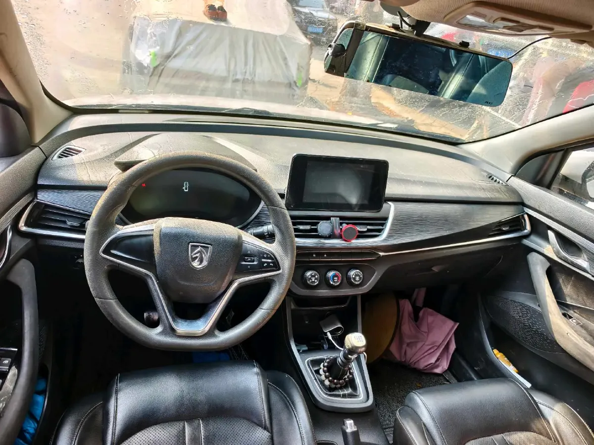 2018 BaoJun 360 1.5L 112HP L4 6MT,autocango,china used car exporter,china ev exporter,chinese used car exporter,chinese used ev exporter