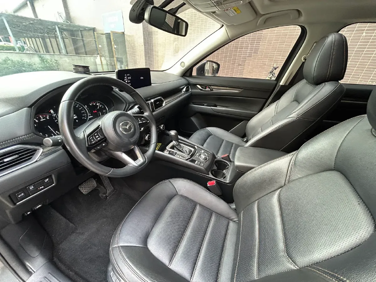 2022 MAXUS XinTu V90 2.0T 150HP L4 6AT,autocango,china used car exporter,china ev exporter,chinese used car exporter,chinese used ev exporter