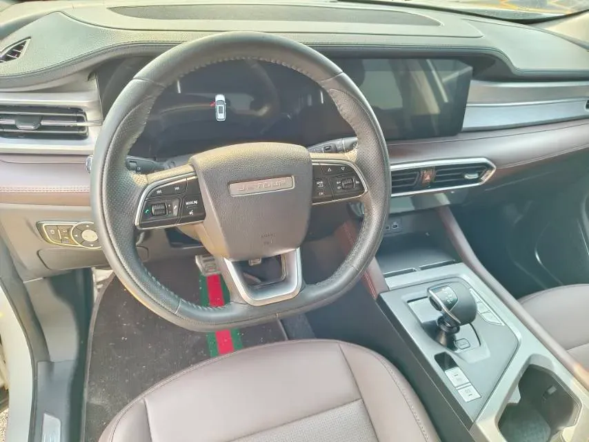 2021 Jetour X90 1.6T 197HP L4 7DCT,autocango,china used car exporter,china ev exporter,chinese used car exporter,chinese used ev exporter