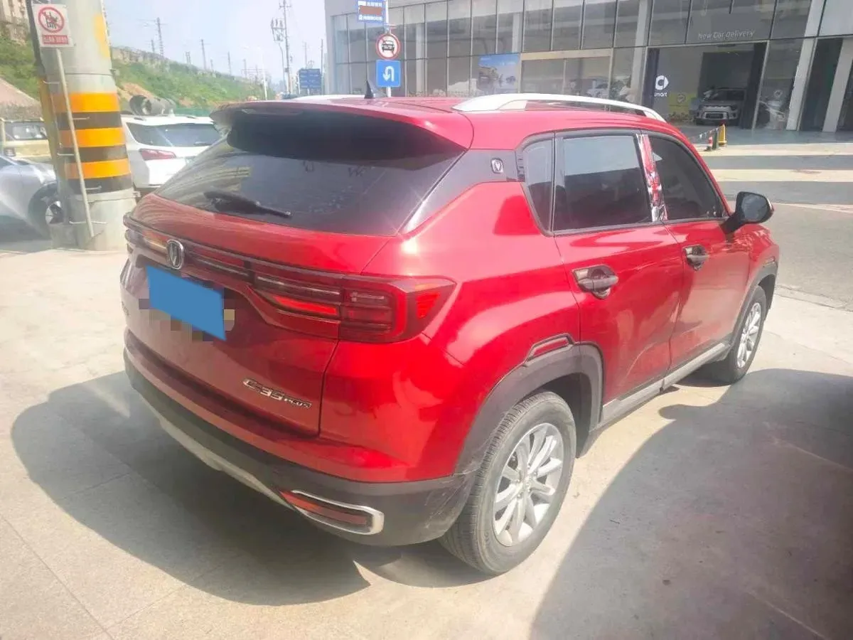 2018 ChangAn CS35 Plus 1.6L 128HP L4 5MT,autocango,china used car exporter,china ev exporter,chinese used car exporter,chinese used ev exporter