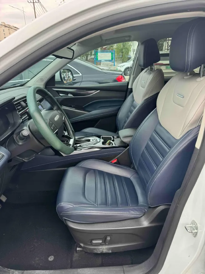 2019 MAXUS D60 1.5T 169HP L4 7DCT,autocango,china used car exporter,china ev exporter,chinese used car exporter,chinese used ev exporter