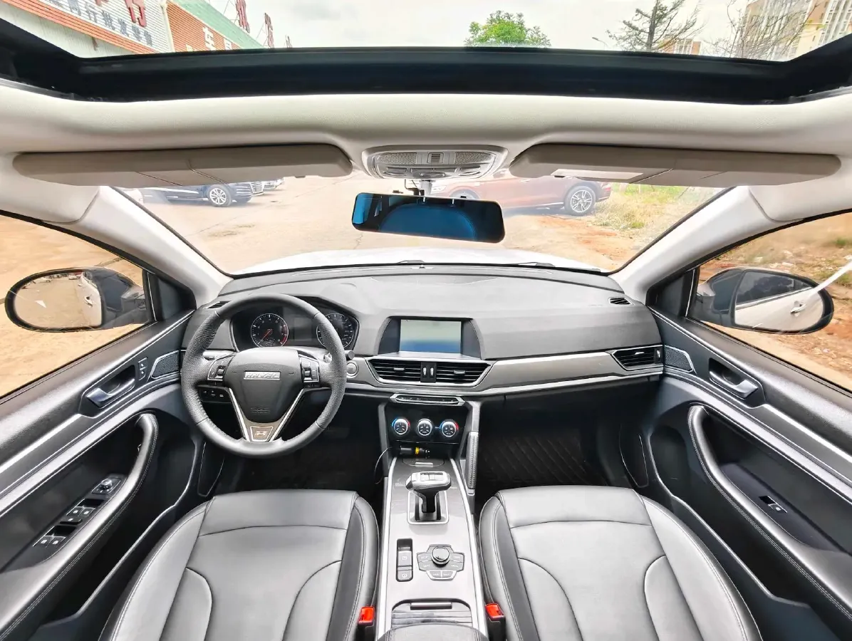 2018 Haval H6 1.5T 150HP L4 7DCT,autocango,china used car exporter,china ev exporter,chinese used car exporter,chinese used ev exporter