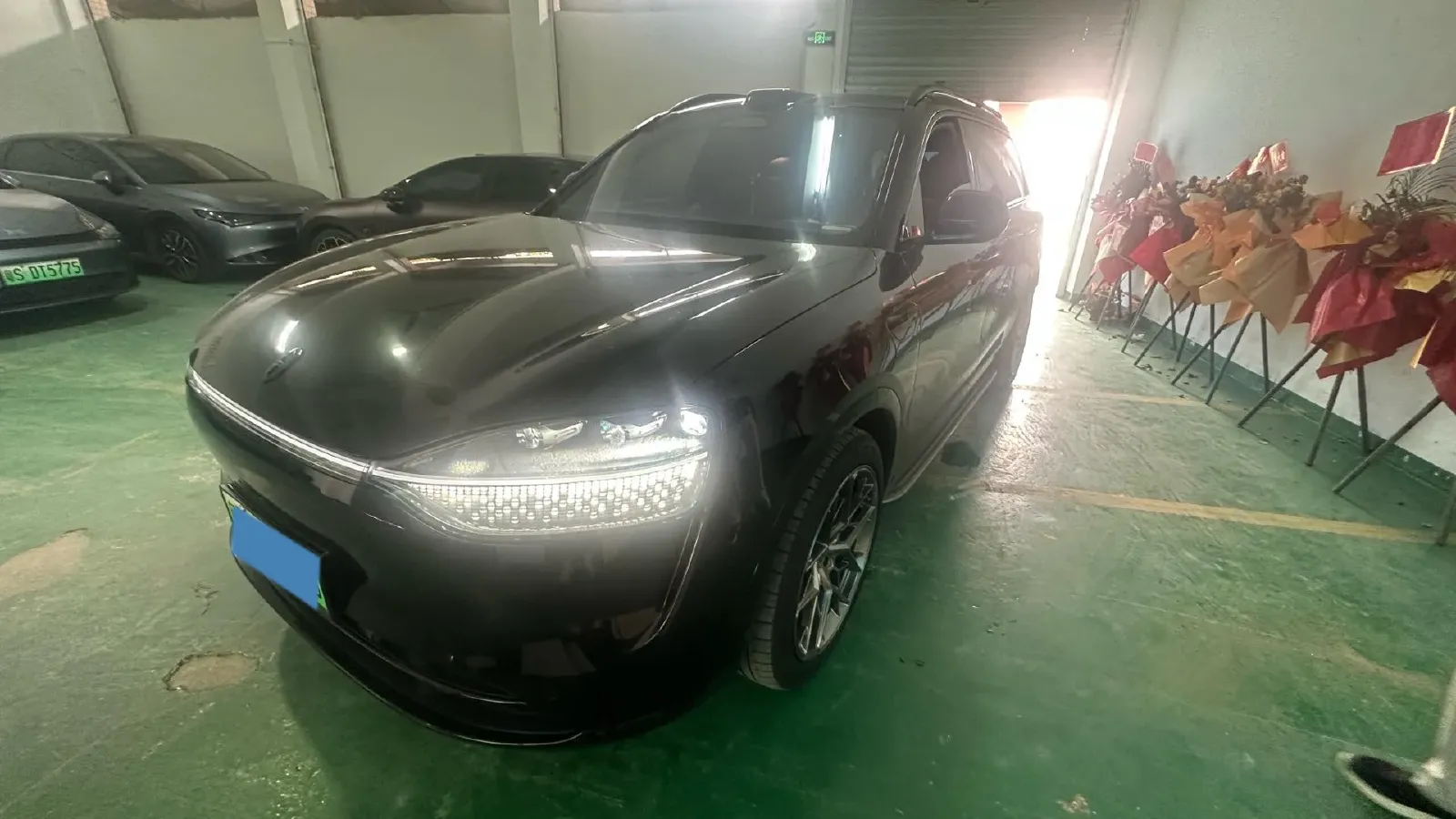 2024 AITO AITO M9 1.5T 152HP L4 REEV 52KWH,autocango,china used car exporter,china ev exporter,chinese used car exporter,chinese used ev exporter