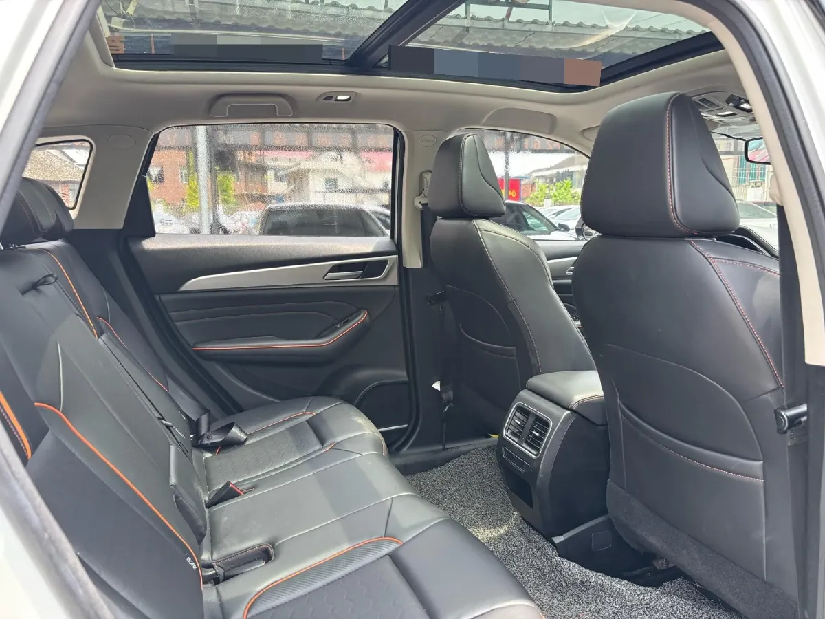 2020 Haval F7 1.5T 169HP L4 7DCT,autocango,china used car exporter,china ev exporter,chinese used car exporter,chinese used ev exporter