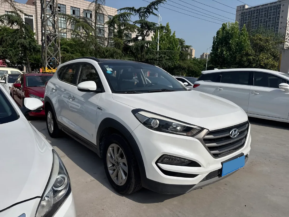 2015 Hyundai Tucson 1.6T 177HP L4 7DCT,autocango,china used car exporter,china ev exporter,chinese used car exporter,chinese used ev exporter