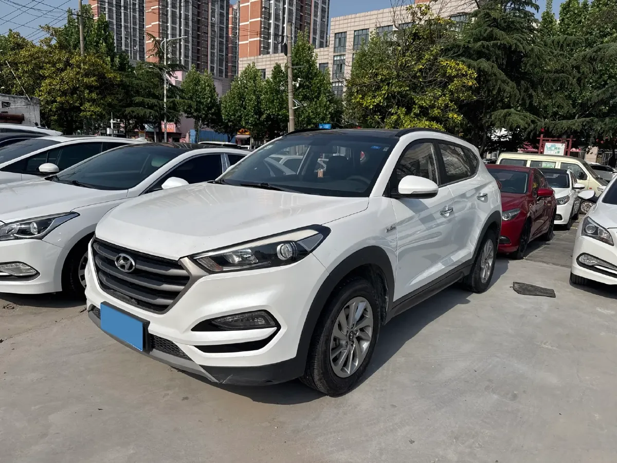 2015 Hyundai Tucson 1.6T 177HP L4 7DCT,autocango,china used car exporter,china ev exporter,chinese used car exporter,chinese used ev exporter
