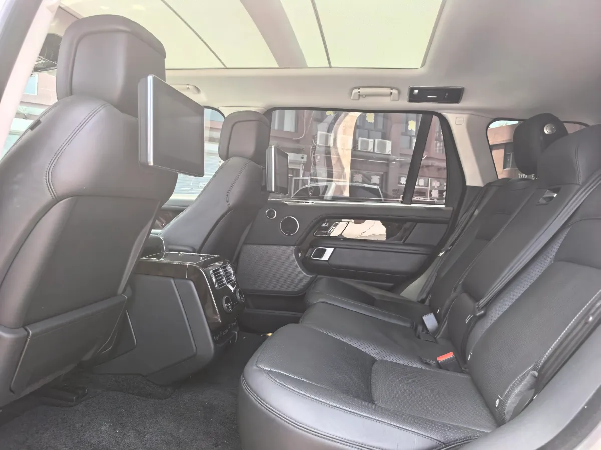 2020 Land Rover Range Rover 3.0T 400HP L6 8AT,autocango,china used car exporter,china ev exporter,chinese used car exporter,chinese used ev exporter