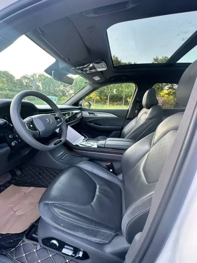 2022 ARCFOX αT BEV 93.6KWH,autocango,china used car exporter,china ev exporter,chinese used car exporter,chinese used ev exporter
