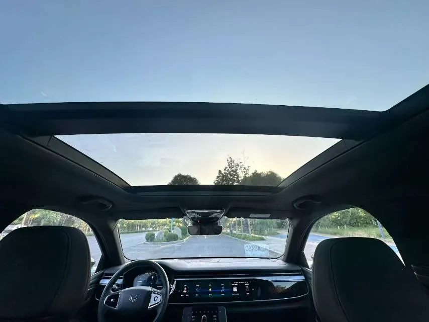 2022 ARCFOX αT BEV 93.6KWH,autocango,china used car exporter,china ev exporter,chinese used car exporter,chinese used ev exporter