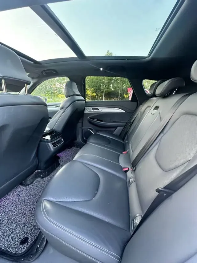 2022 ARCFOX αT BEV 93.6KWH,autocango,china used car exporter,china ev exporter,chinese used car exporter,chinese used ev exporter
