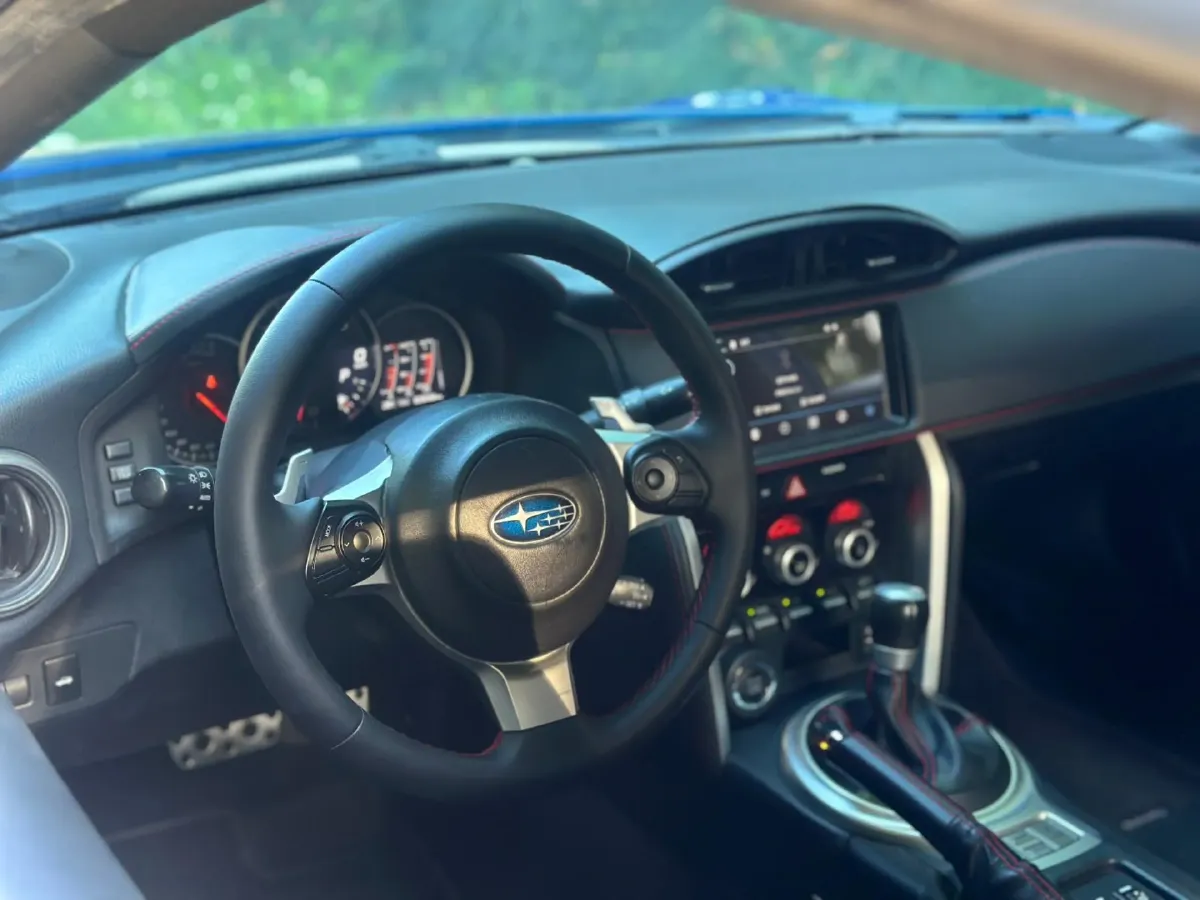 2017 Subaru BRZ 2.0L 200HP H4 6AT,autocango,china used car exporter,china ev exporter,chinese used car exporter,chinese used ev exporter
