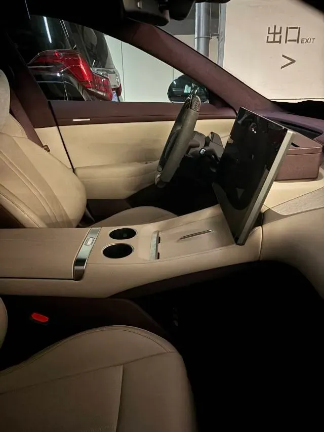 2025 MI YU7 BEV 101.7KWH,autocango,china used car exporter,china ev exporter,chinese used car exporter,chinese used ev exporter
