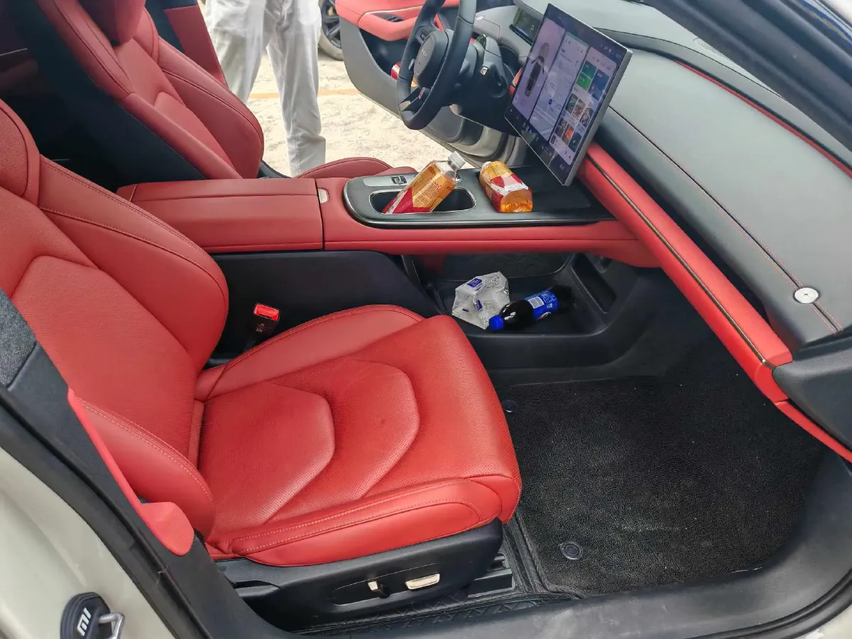 2024 MI SU7 BEV 73.6KWH,autocango,china used car exporter,china ev exporter,chinese used car exporter,chinese used ev exporter