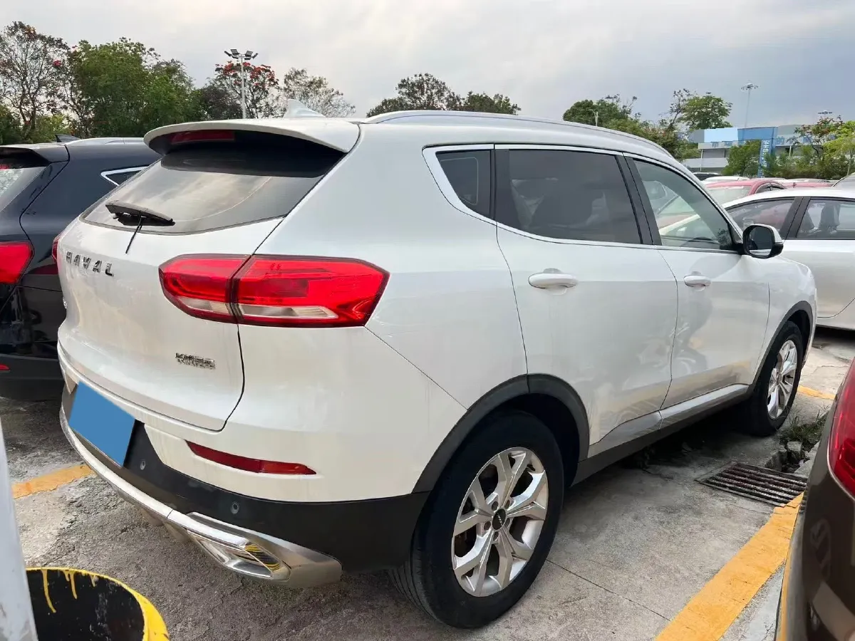 2021 Haval H6 1.5T 150HP L4 7DCT,autocango,china used car exporter,china ev exporter,chinese used car exporter,chinese used ev exporter