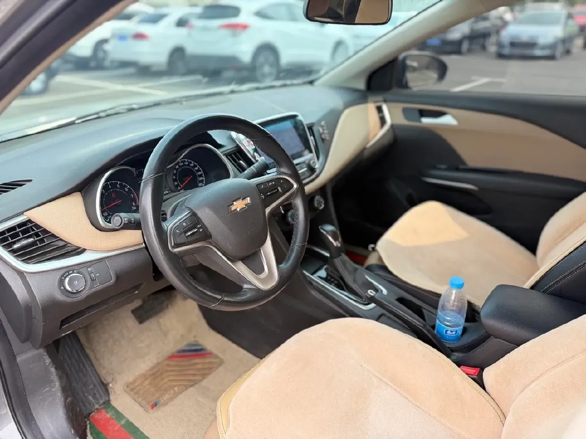 2022 Chevrolet Monza 1.5L 113HP L4 6AT,autocango,china used car exporter,china ev exporter,chinese used car exporter,chinese used ev exporter