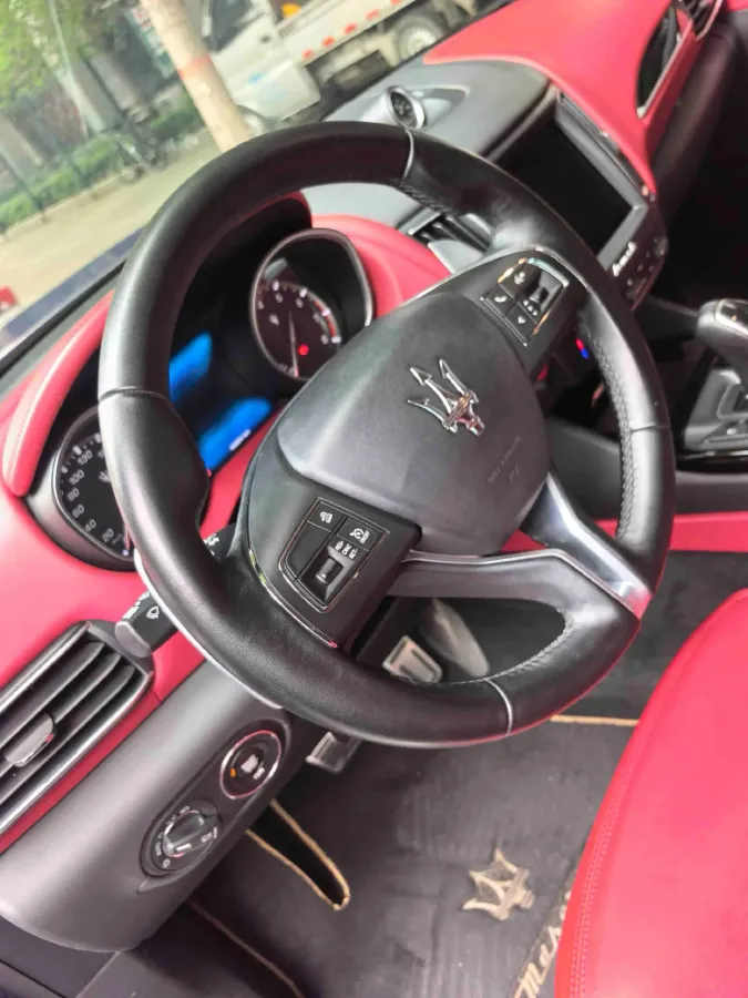 2018 Jaguar XJ 3.0T 340HP V6 8AT,autocango,china used car exporter,china ev exporter,chinese used car exporter,chinese used ev exporter