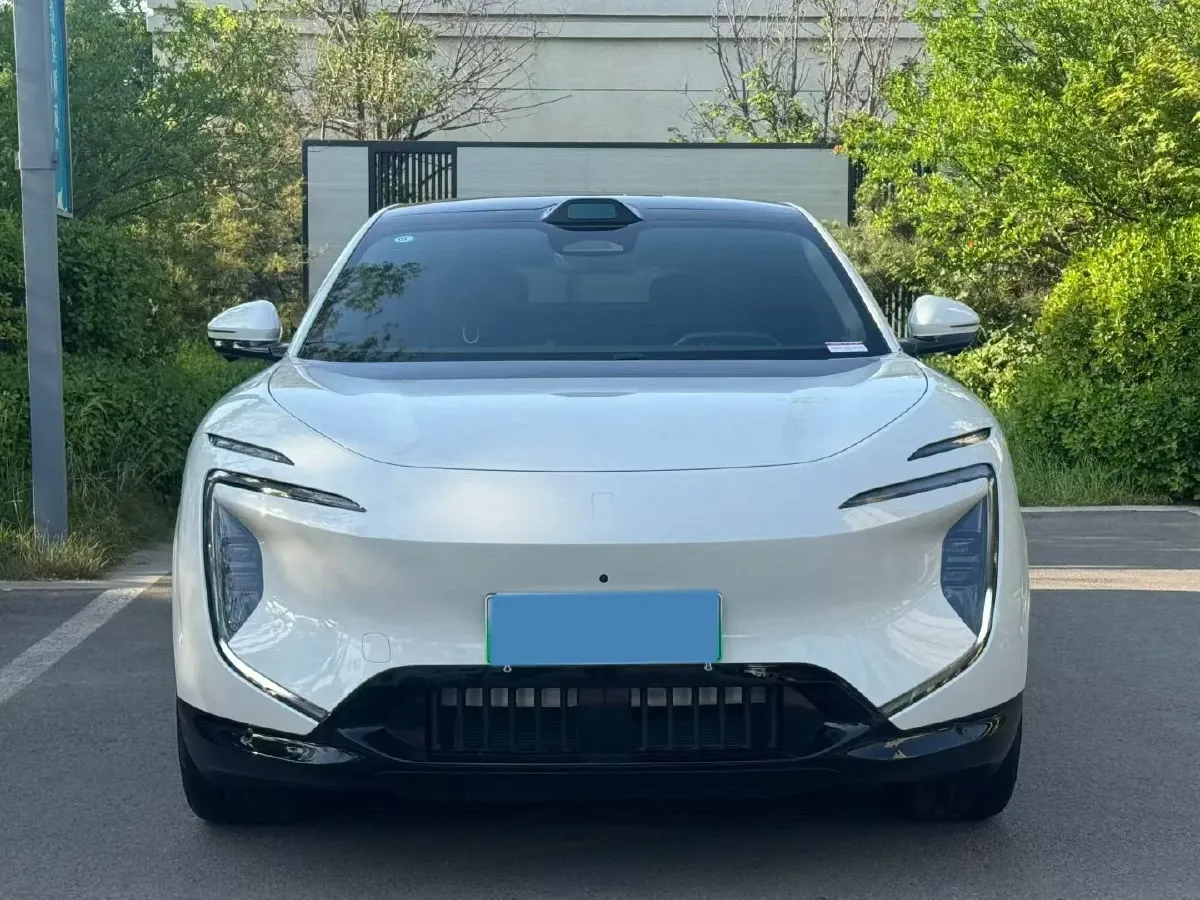 2026 Avatr 07 BEV,autocango,china used car exporter,china ev exporter,chinese used car exporter,chinese used ev exporter