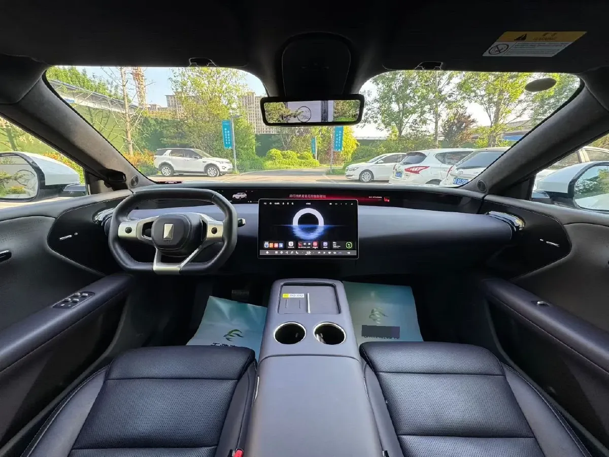 2026 Avatr 07 BEV,autocango,china used car exporter,china ev exporter,chinese used car exporter,chinese used ev exporter
