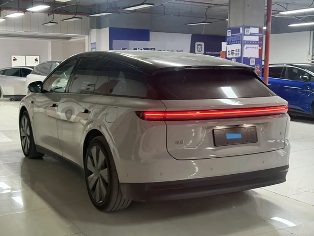 2025 Li i6 BEV,autocango,china used car exporter,china ev exporter,chinese used car exporter,chinese used ev exporter