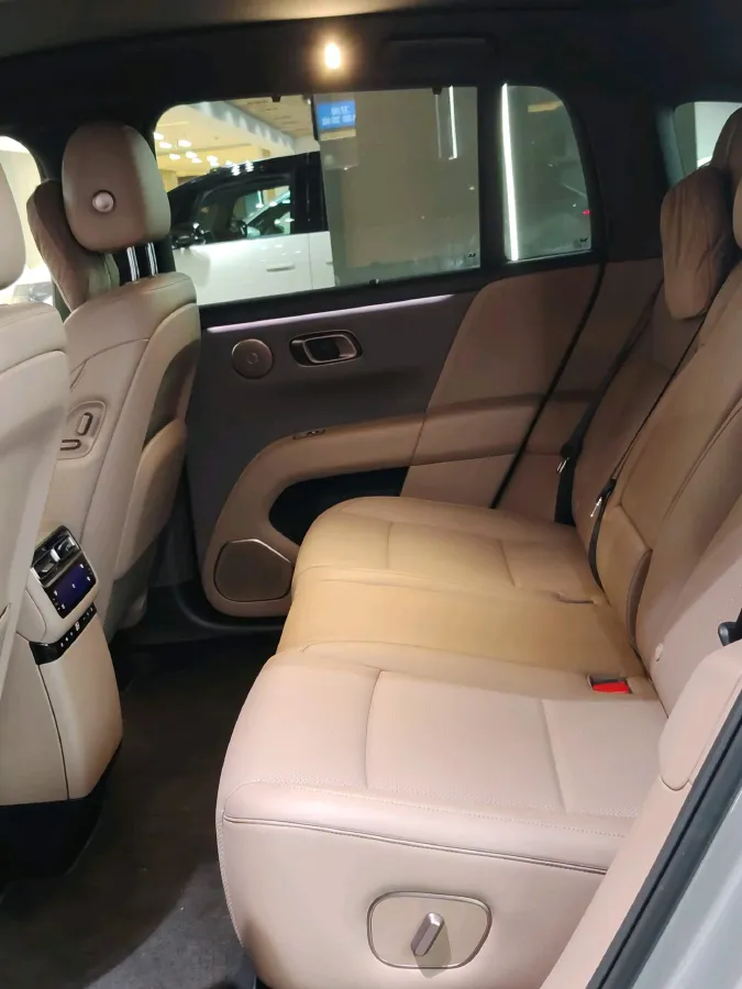 2025 Li i6 BEV,autocango,china used car exporter,china ev exporter,chinese used car exporter,chinese used ev exporter