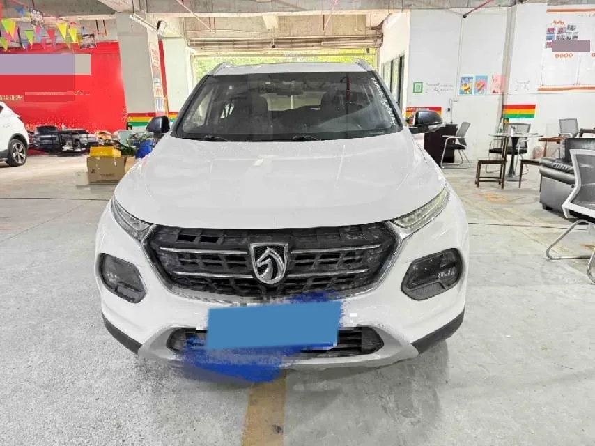 2017 BaoJun 310W 1.5L 105HP L4 6MT,autocango,china used car exporter,china ev exporter,chinese used car exporter,chinese used ev exporter