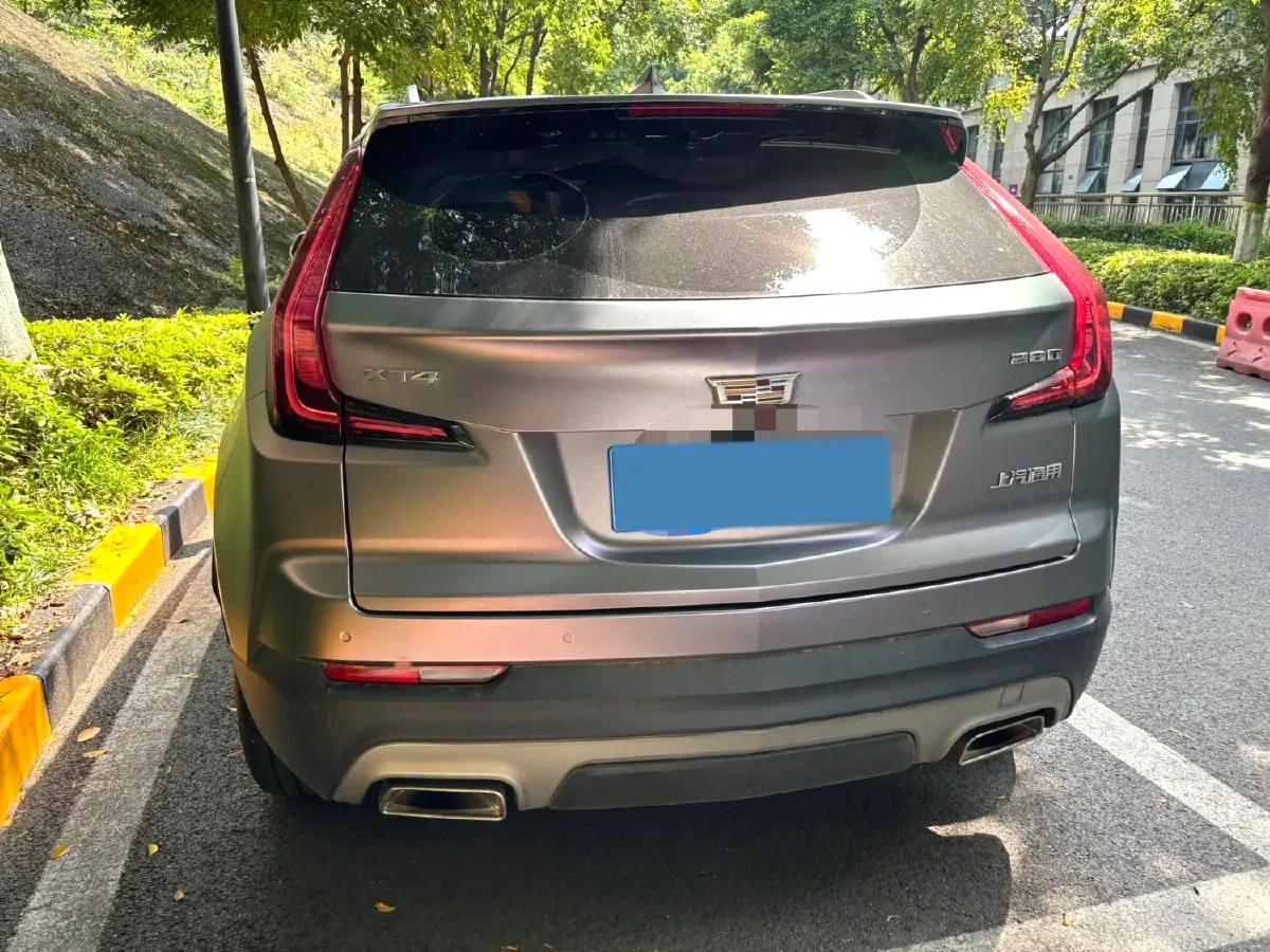 2020 Cadillac XT4 2.0T 241HP L4 9AT,autocango,china used car exporter,china ev exporter,chinese used car exporter,chinese used ev exporter