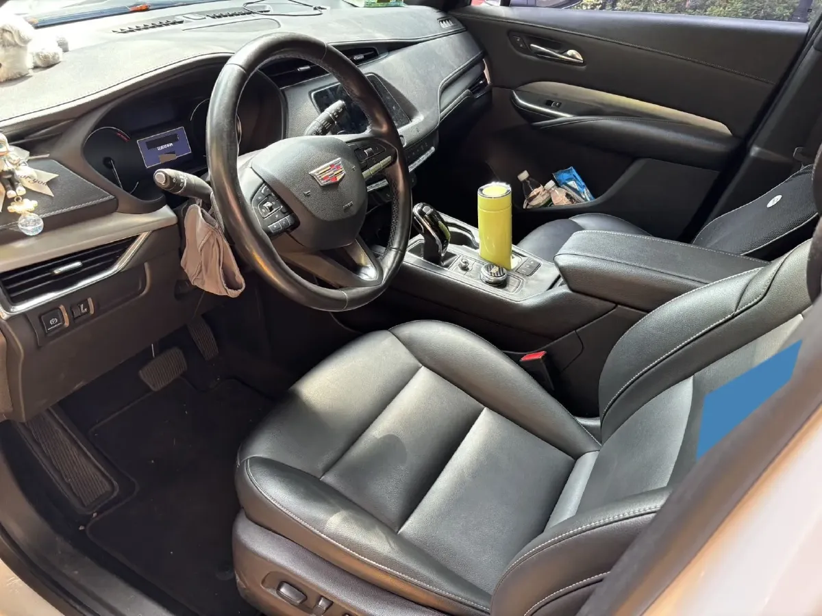 2020 Cadillac XT4 2.0T 241HP L4 9AT,autocango,china used car exporter,china ev exporter,chinese used car exporter,chinese used ev exporter
