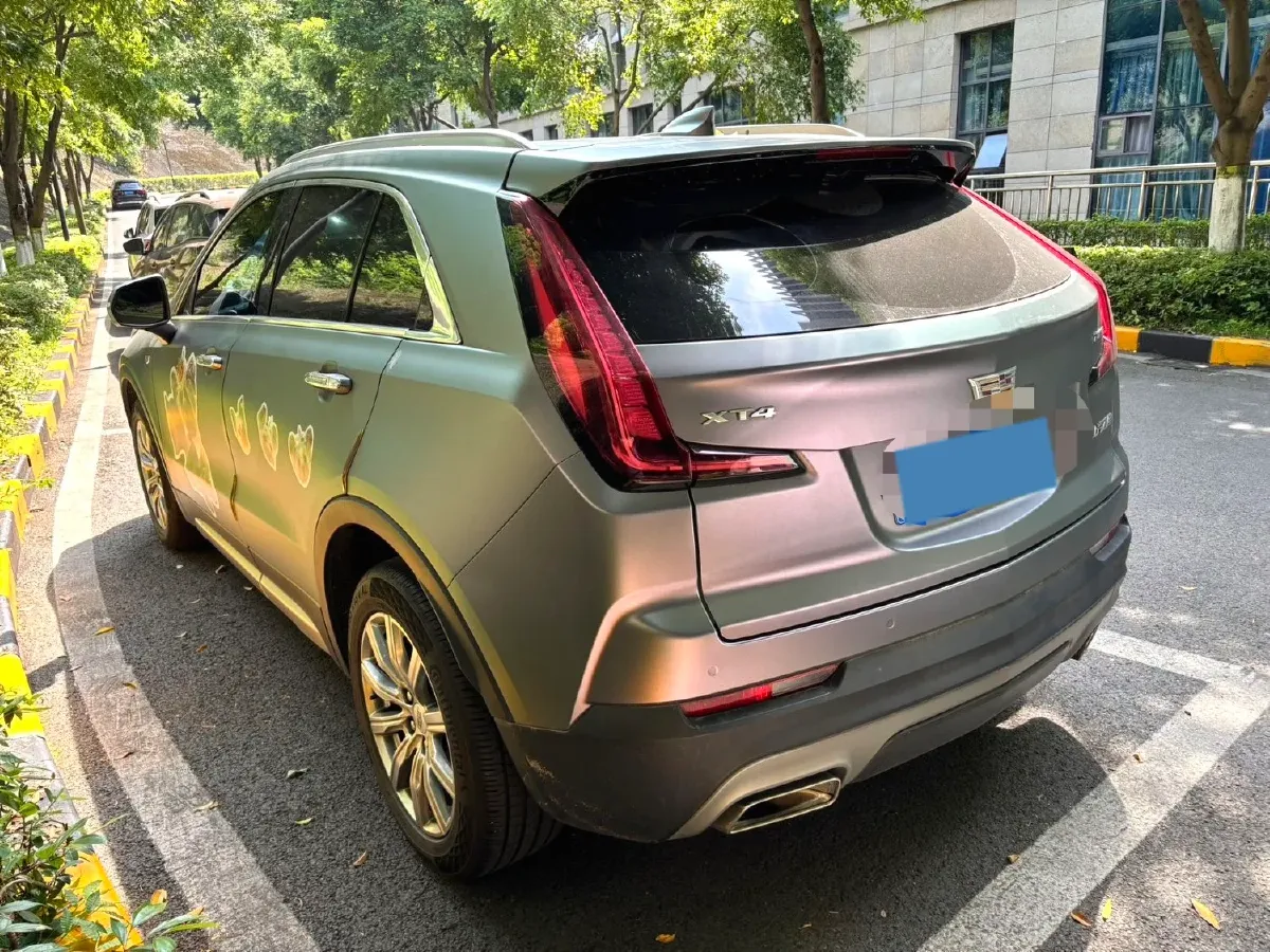 2020 Cadillac XT4 2.0T 241HP L4 9AT,autocango,china used car exporter,china ev exporter,chinese used car exporter,chinese used ev exporter