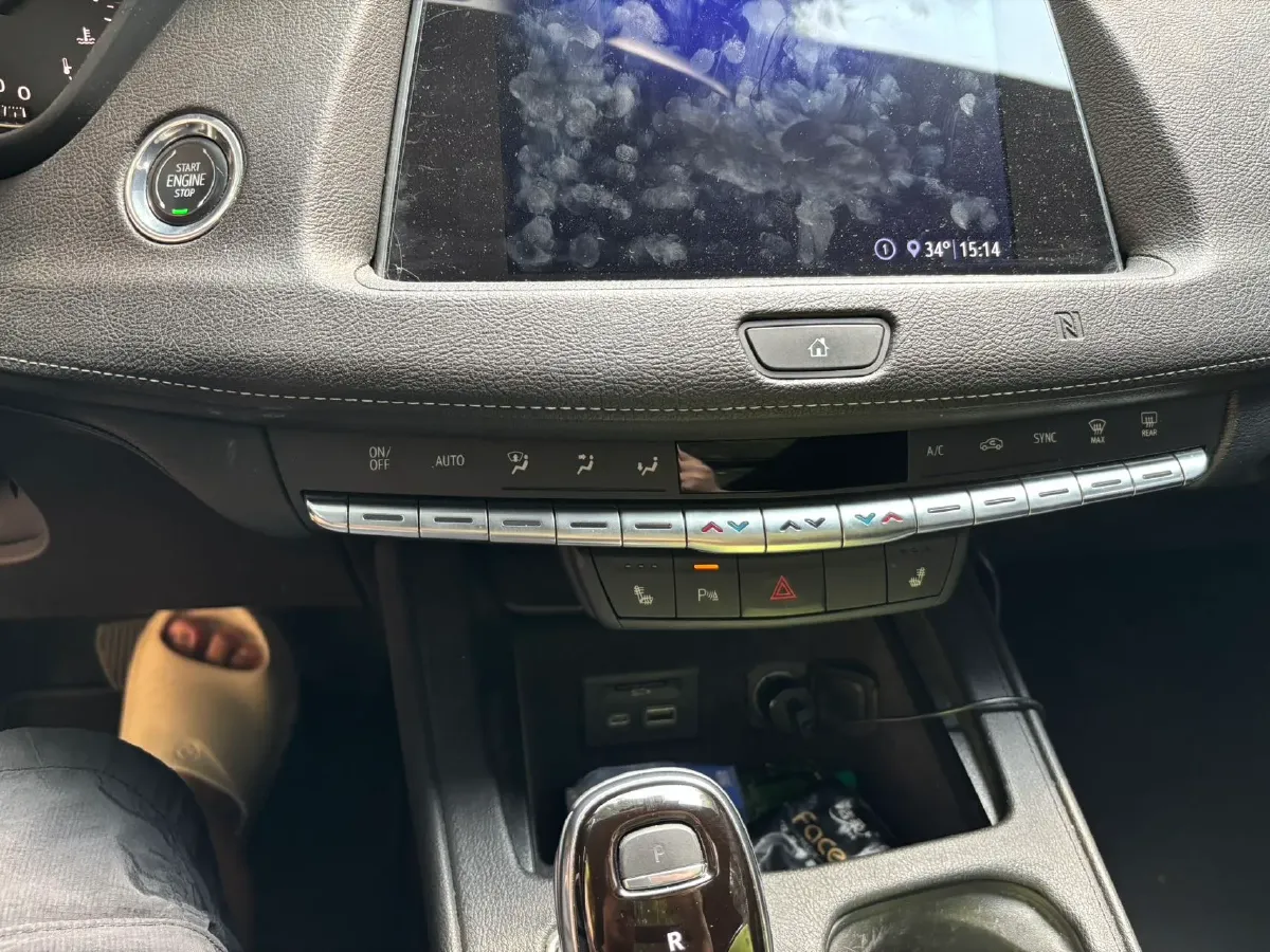 2020 Cadillac XT4 2.0T 241HP L4 9AT,autocango,china used car exporter,china ev exporter,chinese used car exporter,chinese used ev exporter
