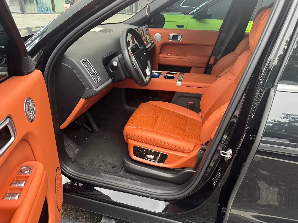 2024 Li L9 Range Extended 154HP REEV 52.3KWH,autocango,china used car exporter,china ev exporter,chinese used car exporter,chinese used ev exporter