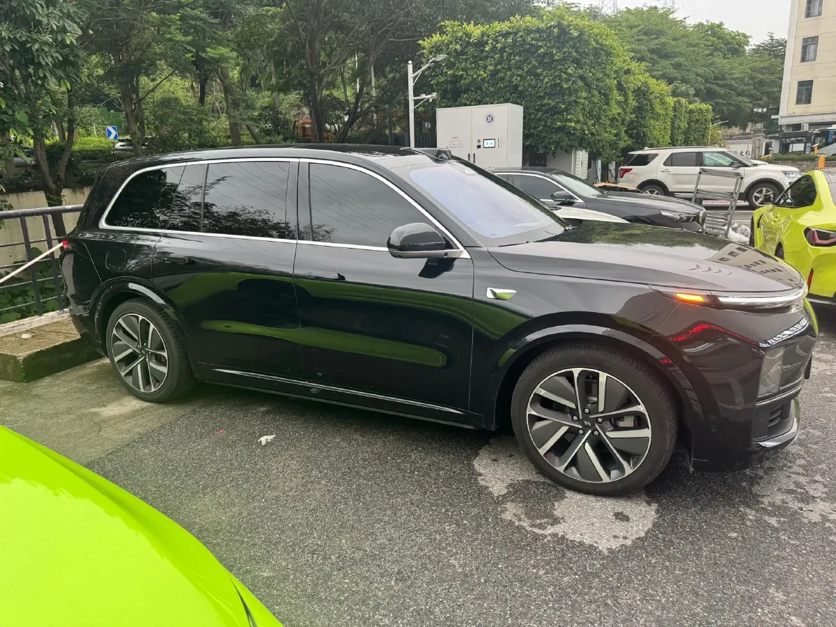 2024 Li L9 Range Extended 154HP REEV 52.3KWH,autocango,china used car exporter,china ev exporter,chinese used car exporter,chinese used ev exporter