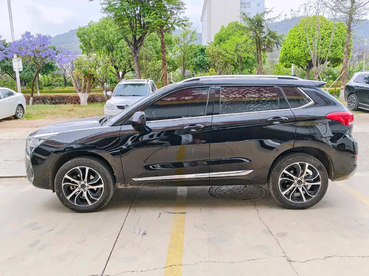 2018 Haval H6 1.5T 169HP L4 7DCT,autocango,china used car exporter,china ev exporter,chinese used car exporter,chinese used ev exporter
