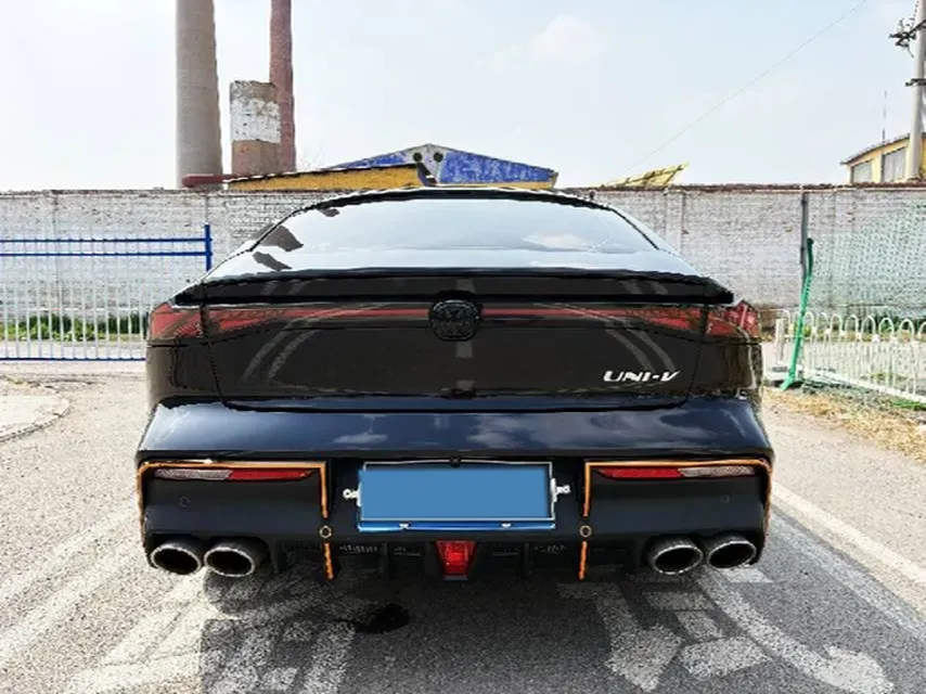 2022 ChangAn UNI-V 1.5T 188HP L4 7DCT,autocango,china used car exporter,china ev exporter,chinese used car exporter,chinese used ev exporter