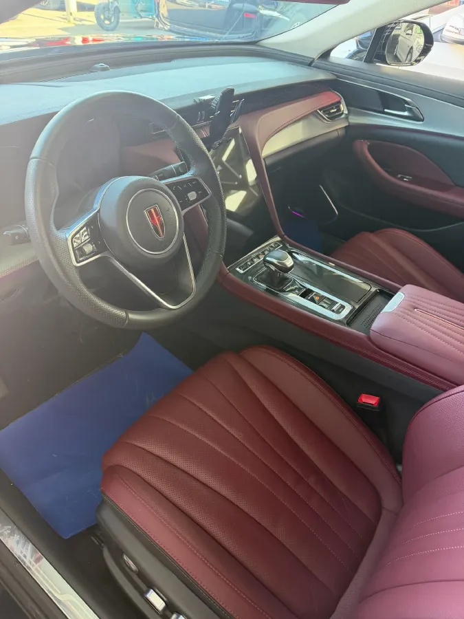 2024 HongQi H5 2.0T 224HP L4 8AT,autocango,china used car exporter,china ev exporter,chinese used car exporter,chinese used ev exporter