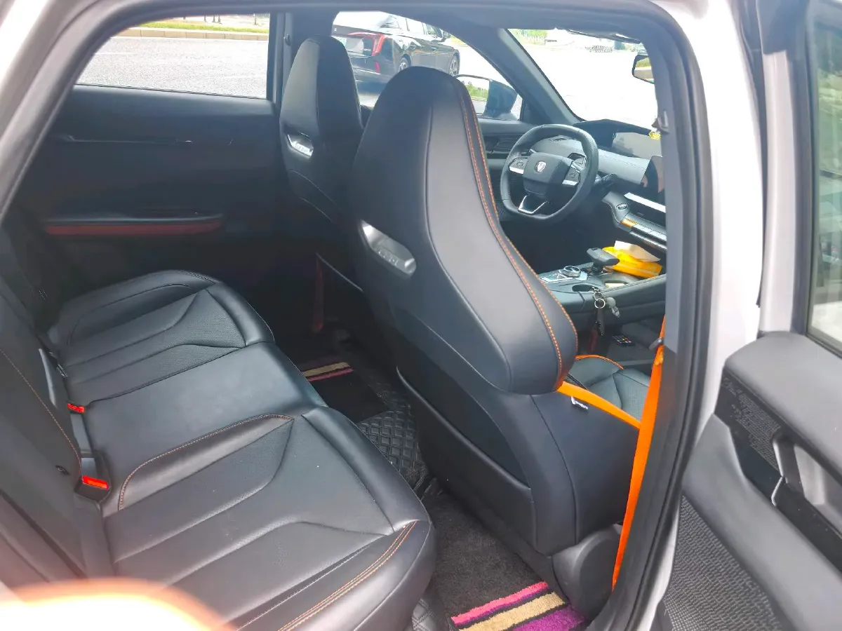 2023 ChangAn UNI-V 1.5T 188HP L4 7DCT,autocango,china used car exporter,china ev exporter,chinese used car exporter,chinese used ev exporter