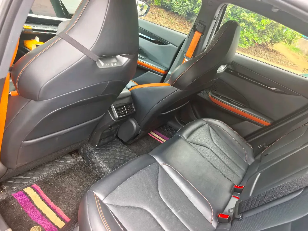 2023 ChangAn UNI-V 1.5T 188HP L4 7DCT,autocango,china used car exporter,china ev exporter,chinese used car exporter,chinese used ev exporter