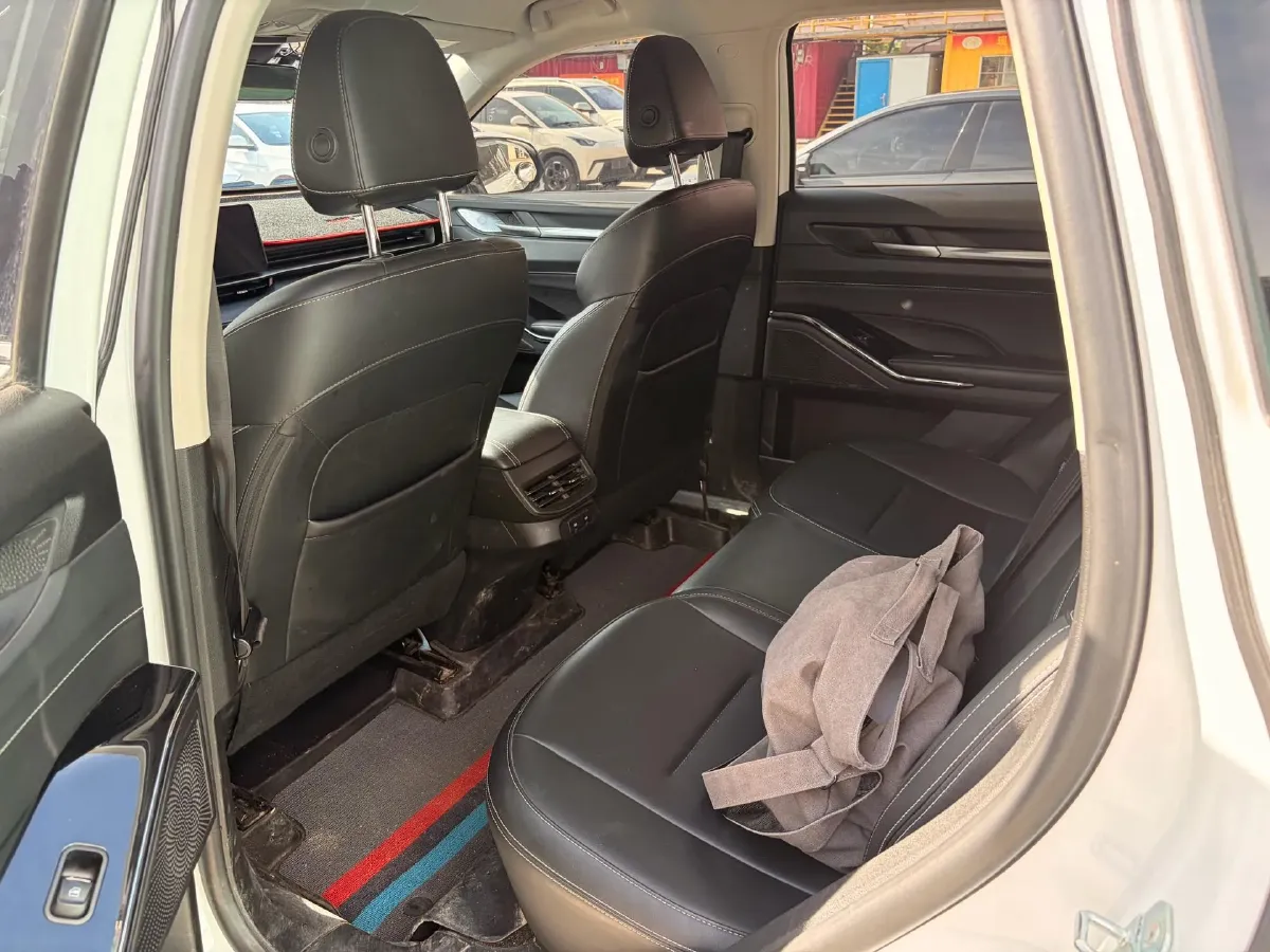2022 Haval H6 1.5T 184HP L4 7DCT,autocango,china used car exporter,china ev exporter,chinese used car exporter,chinese used ev exporter