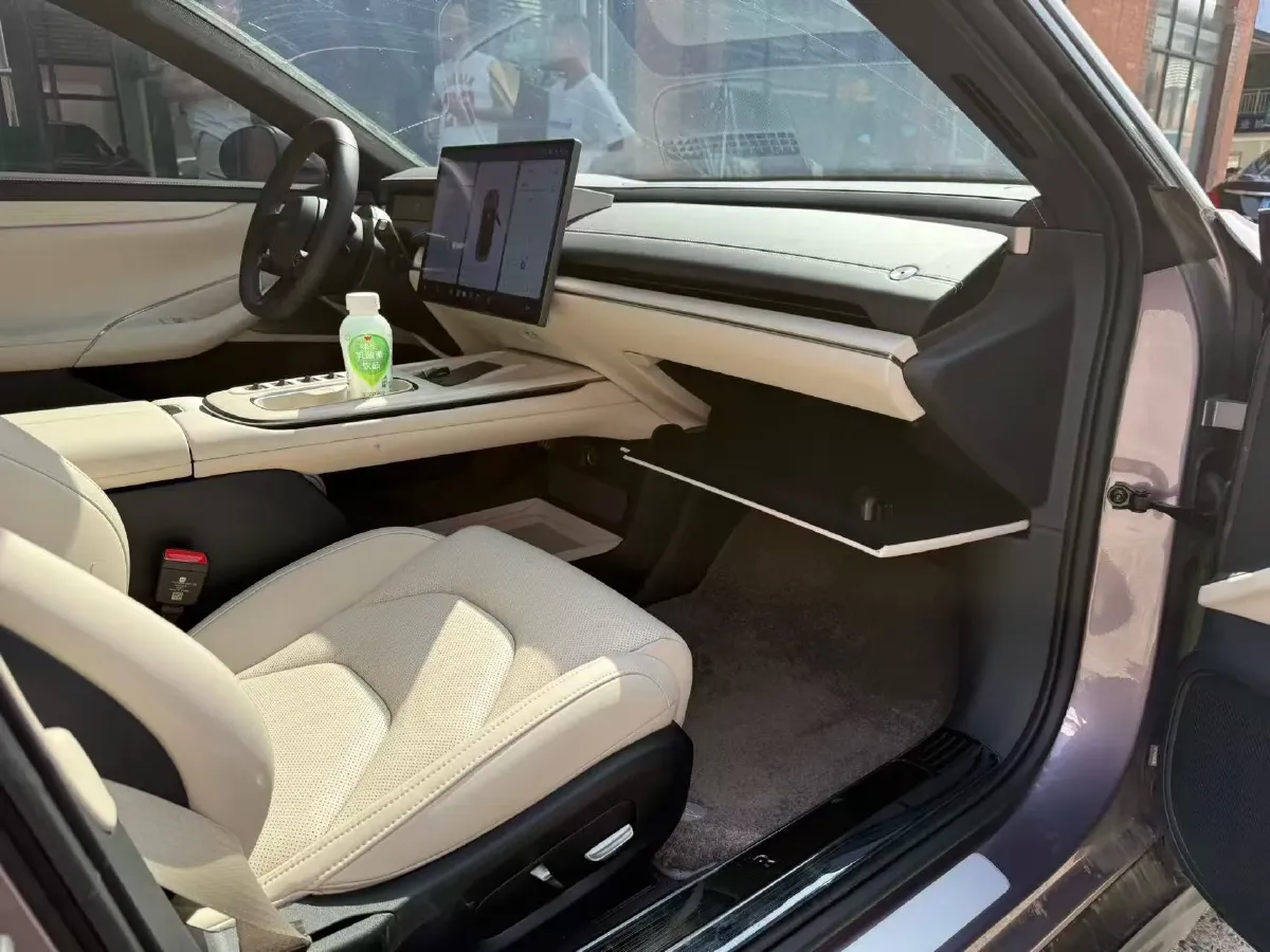 2024 MI SU7 BEV 101KWH,autocango,china used car exporter,china ev exporter,chinese used car exporter,chinese used ev exporter