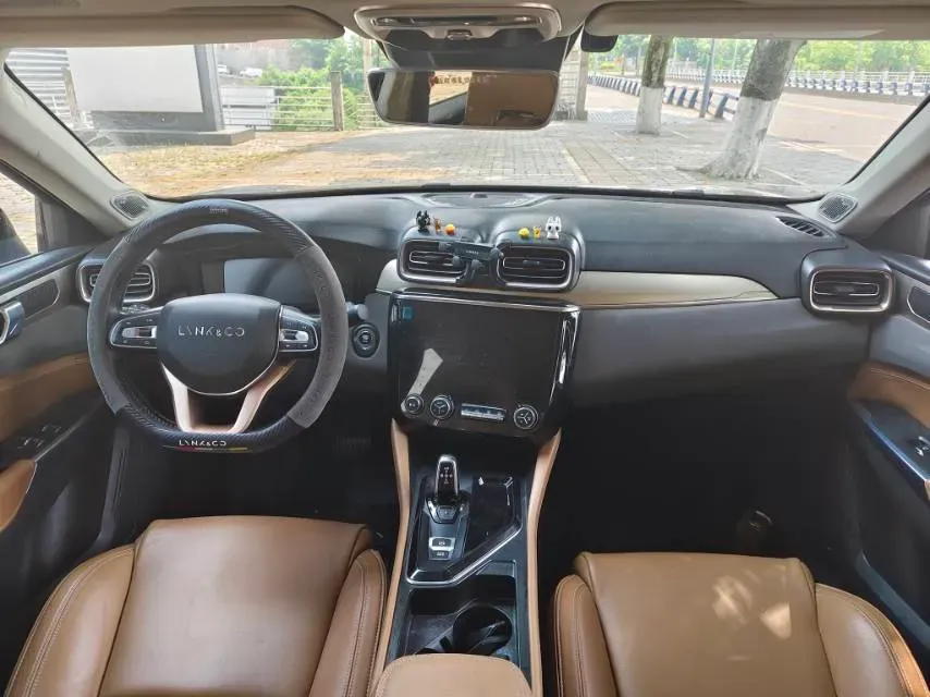 2018 LYNK&CO 03 1.5T 180HP L3 7DCT,autocango,china used car exporter,china ev exporter,chinese used car exporter,chinese used ev exporter