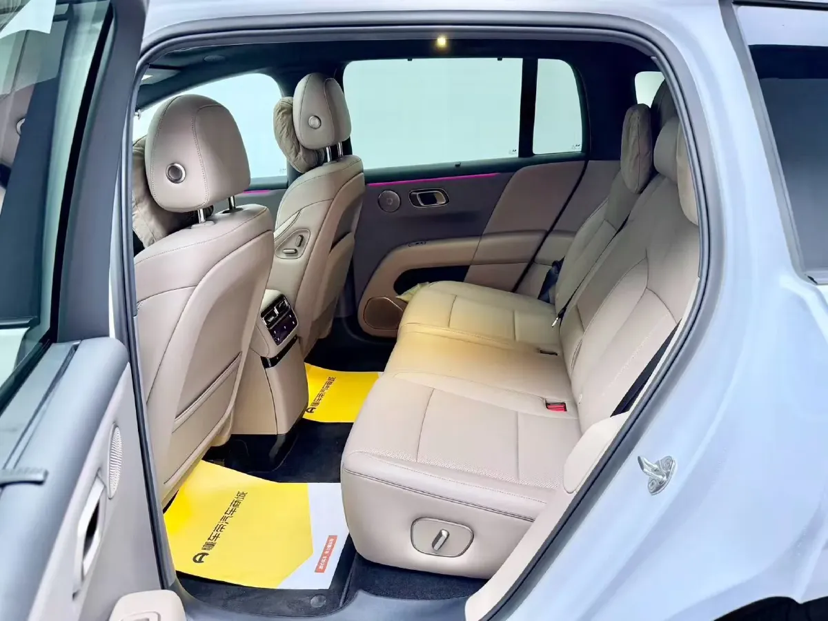 2025 Li i6 BEV,autocango,china used car exporter,china ev exporter,chinese used car exporter,chinese used ev exporter