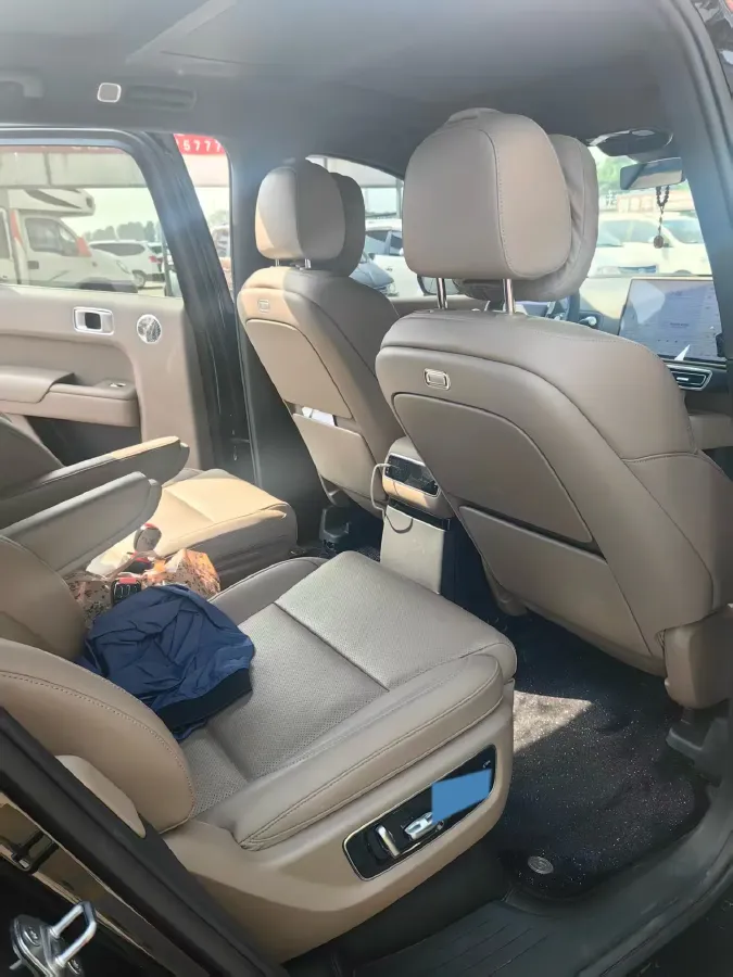 2025 Li L9 Range Extended 154HP REEV,autocango,china used car exporter,china ev exporter,chinese used car exporter,chinese used ev exporter