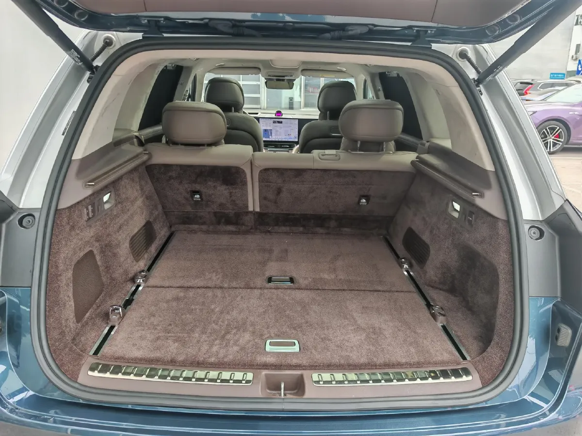 2024 AITO AITO M9 1.5T 152HP L4 REEV 42KWH,autocango,china used car exporter,china ev exporter,chinese used car exporter,chinese used ev exporter