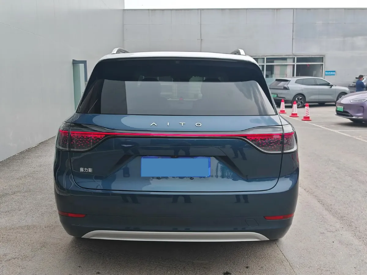 2024 AITO AITO M9 1.5T 152HP L4 REEV 42KWH,autocango,china used car exporter,china ev exporter,chinese used car exporter,chinese used ev exporter