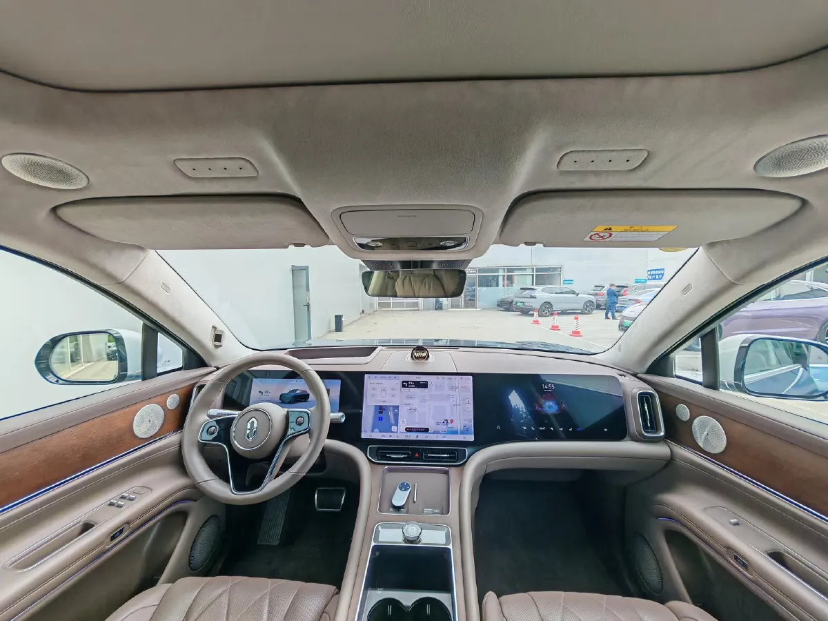 2024 AITO AITO M9 1.5T 152HP L4 REEV 42KWH,autocango,china used car exporter,china ev exporter,chinese used car exporter,chinese used ev exporter