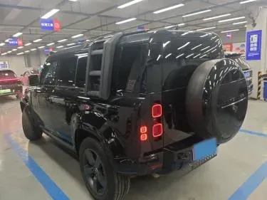 2024 Land Rover Defender 3.0T 400HP L6 8AT,autocango,china used car exporter,china ev exporter,chinese used car exporter,chinese used ev exporter