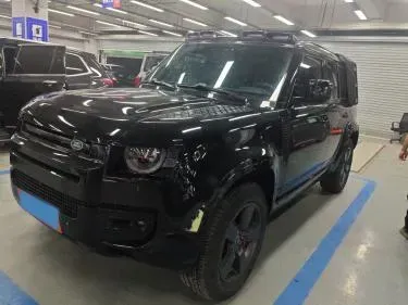 2024 Land Rover Defender 3.0T 400HP L6 8AT,autocango,china used car exporter,china ev exporter,chinese used car exporter,chinese used ev exporter