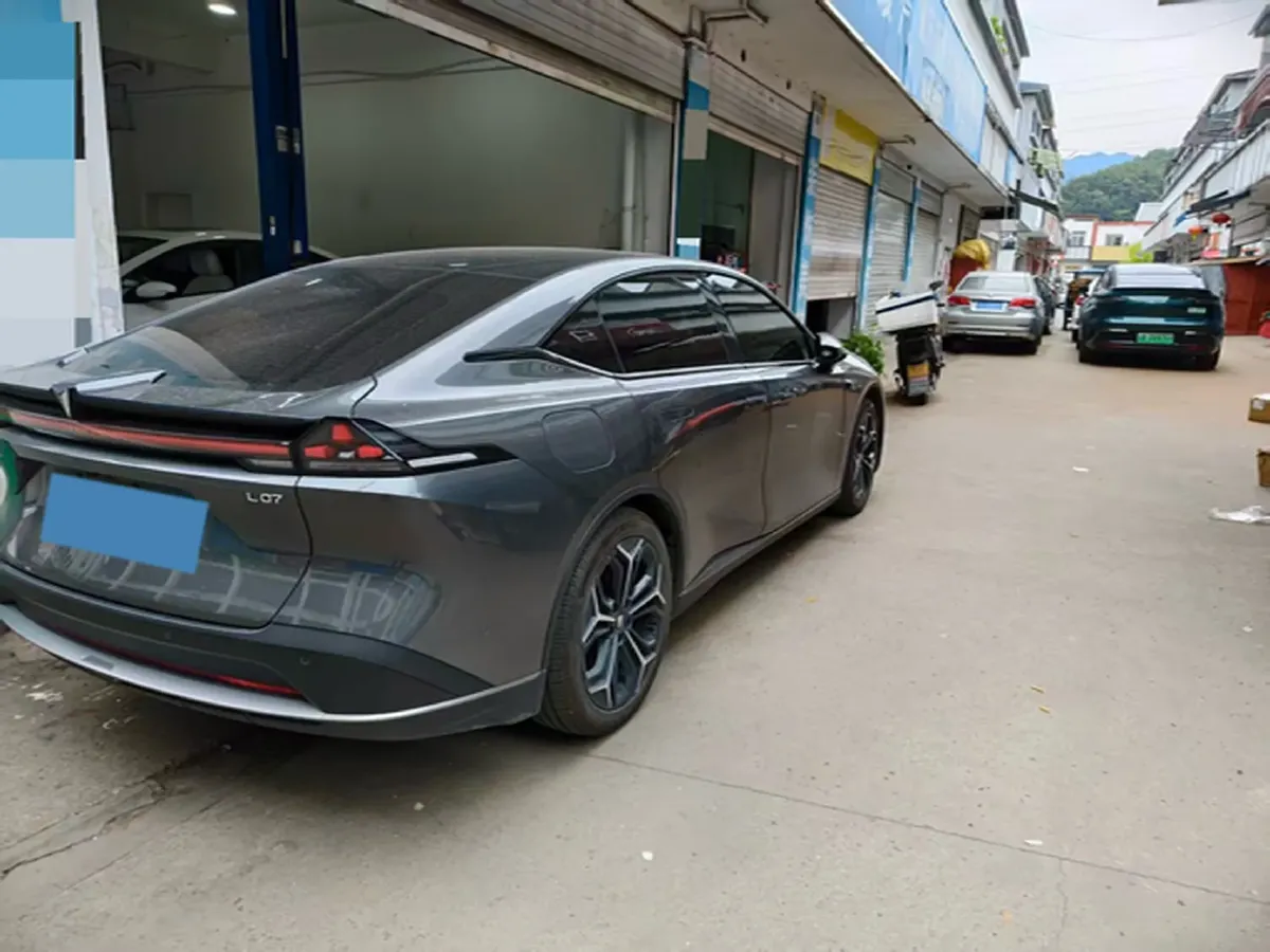 2024 Deepal L07 1.5L 98HP L4 REEV 28.39KWH,autocango,china used car exporter,china ev exporter,chinese used car exporter,chinese used ev exporter