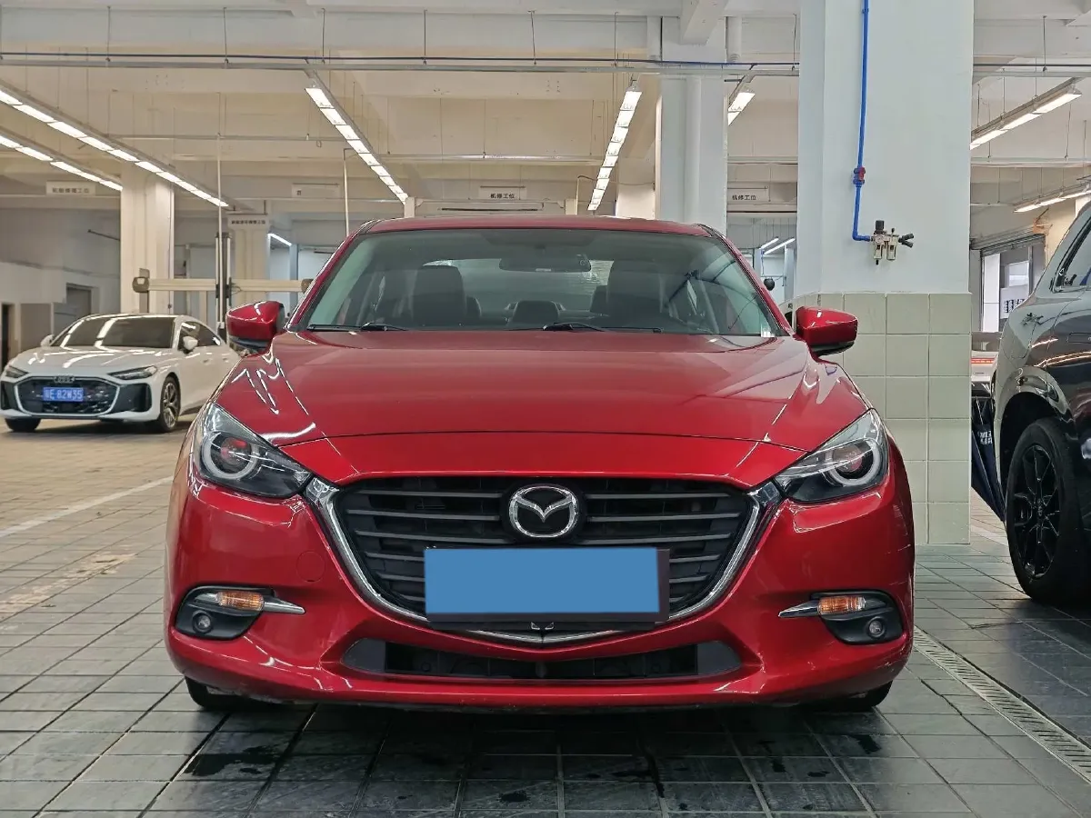 2017 Mazda 3 Axela 1.5L 117HP L4 6AT,autocango,china used car exporter,china ev exporter,chinese used car exporter,chinese used ev exporter